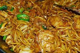 Bawang putih bawang merah cili kering mee kuning sos cili sos tomato kicap garam gula tomato ayam sotong. Resepi Mee Goreng Mamak Sedap Resep Masakan Malaysia Masakan Malaysia Makanan
