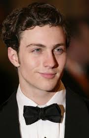 Bill Skarsgård • Roman Godfrey Imagines