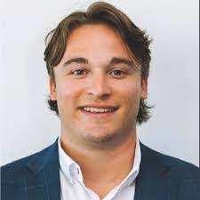 Holly Cathey's Instagram, Twitter & Facebook