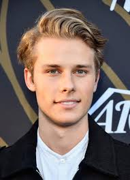 He is a guitarist of an alternative rock band named liquid glass. Logan Shroyer Zimbio