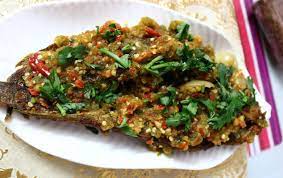 Kali ini, saya menggunakan resepi ikan goreng berlada stail minang yang sangat sangat ringkas dan sedap. Resepi Ikan Keli Goreng Berlada Paling Simple Iluminasi