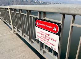 City of Kamloops pulls unauthorized river-warning signs installed by safety advocate