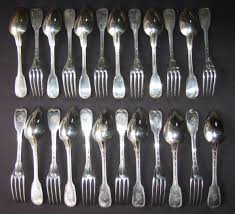 Recherche 12 Couverts En Argent Massif Minerve Modele Baguette Poids 2 2kg Antiquites En France