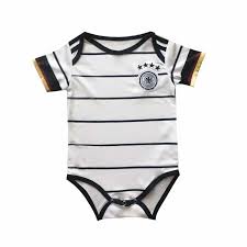 Die um 1 jahr verschobene euro 2020 findet von 11. Baby Bodysuit Deutschland Home 2020 2021 Fusshandler