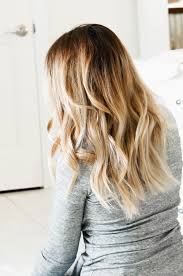 The loose curly hairstyle on medium hair is very often and popular hairstyle and can be seen everywhere around us. Quick And Easy 5 Minute Messy Waves Hair Tutorial