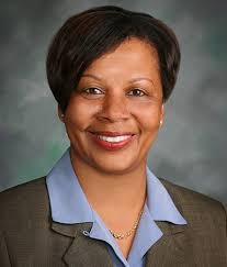 Military Officers Wives Keeping in Touch