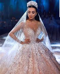 The Perfect Amount Of Sparkle And Shine Wedding Planner Extravagant Wedding Dresses Ball Gowns Wedding Ball Gown Wedding Dress