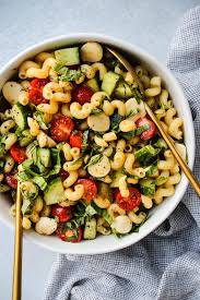 Refreshingly Simple Caprese Pasta Salad Walder Wellness Dietitian Recipe In 2020 Caprese Pasta Lunch Recipes Healthy Pasta Salad Recipes