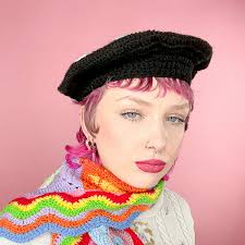 8 Ball Beret Crochet