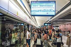 【#屯碼綫｜#tml】港鐵宋皇臺站月台及紙皮石 song wong toi station platform and mosaic photo by: 1bkmfgbhmhshem