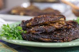 Lamb ribs don't need to be done low and slow like other meat ribs, and the sweet sticky sauce here packs a punch. Make Al Roker S 4 Ingredient Lamb Ribs And Couscous With Mint Lamb Ribs Easy Slow Cooker Chicken Recipes Lamb Recipes