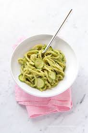 Pasta Con Pesto Di Zucchine E Zenzero Cooking Recipes Recipes Wine Recipes