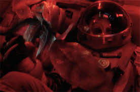 • 12 млн просмотров 11 месяцев назад. Life Red Band Trailer Sheds Light On The Creature