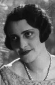 Florence Hein's Instagram, Twitter & Facebook