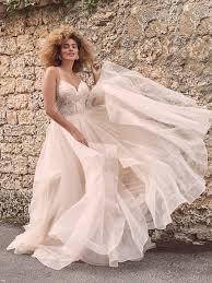 Maybe you would like to learn more about one of these? 30 Gorgeous Wedding Dresses That Look Great In Photos