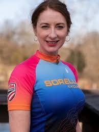 Leigh Easter's Instagram, Twitter & Facebook