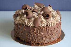Bonjour Je Vous Propose Une Delicieuse Recette De Gateau Mousse Aux 3 Chocolats Avec Une Base De Gat Gateau Chocolat Sans Farine Gateau Chocolat Gateau Mousse