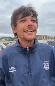 Why do you think Louis Tomlinson and Liam Payne failed to take off post One  Direction? : r/popculturechat