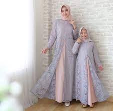 Kamu hanya perlu menggunakan baju yang bisa membuatmu nyaman. Top Populer 45 Model Baju Brokat Anak Dan Ibu