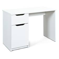 So verleihen weiße möbel, wie schreibtische in weiß, ihrem büro ein gefühl von design und weiße schreibtische sind das highlight in einer modernen bürogestaltung. Schreibtisch Burotisch Westphalen Weiss 1 Kaufland De