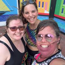 Battle behavior shaking tambourines and such 🔥 . . . 🎶 Tambourine by  @therealeve 🧠 Me 📸 @thiszlife #Zumba #battle #eve #tambourine  #timetoshine #shakewhatyourmamagaveya