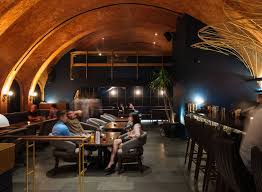 Arswendo atmowiloto adalah salah satu sosok penulis senior, penulis multigenre, tulisannya membentang dari konsumsi anak²/remaja sampai kakek nenek, mulai dari cerita silat, novel roman, dll. Novel Alea Senopati Alea Al Thain Alchemist By Thefirstangel On Deviantart Ver Novelas Online No Canal Filme Brasil