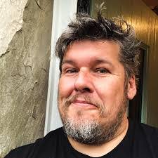 Joanna Betts's Instagram, Twitter & Facebook