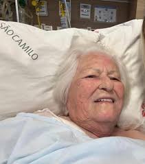 RS: Idosa de 99 anos sobrevive após ficar 8h agarrada à parreiral