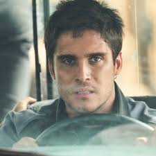 Amazon.com: Terminator: Dark Fate (4K UHD + Blu-ray + Digital) : Miller,  Tim, Schwarzenegger, Arnold, Davis, MacKenzie, Hamilton, Linda, Azar, Brett,  Reyes, Natalia, Boneta, Diego, Luna, Gabriel, Cree, Steven, Neil, Rochelle,  James,