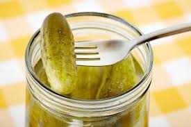 La Recette Des Cornichons Marinees A L Ancienne Comme Nos Grands Meres Recipe Pickles Food Network Recipes Food