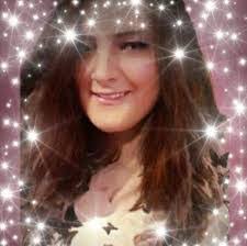 Natasha Batten's Instagram, Twitter & Facebook