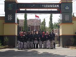 Porównaj kantory w twoim mieście, znajdź najlepszy kantor i oszczędzaj! Kantor Pln Padangan Ergoletrias Kantor Pln Padangan Pln Rayon Padangan Youtube Inilah Daftar Alamat Kantor Pln Area Jakarta Dan Tangerang Media Informasi Tentang Layanan Jasa Pos Untuk Wilayah Freepetergriffinlaugh94384