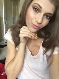 Abby Ferry (@ferrysmakeup)