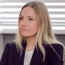 Laura Hanning's Instagram, Twitter & Facebook