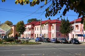 Facem călătoritul către liceul tehnologic petru poni mai ușor acesta fiind motivul de ce peste 865 milioane de utilizatori, inclusiv utilizatorii din iași, au încredere în moovit ca cea mai bună aplicație de transport public. Colegiul Tehnic Petru Poni Roman Municipiul Roman