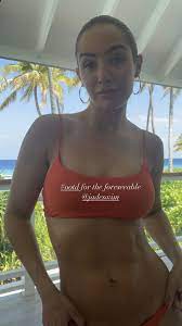 Frankie Bridge shares unedited bikini photo