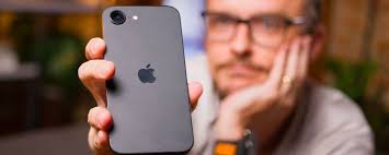 iPhone 17e Vale a Pena em 2026? Review, Preço no Brasil e Ficha Técnica do "Barato" da Apple
