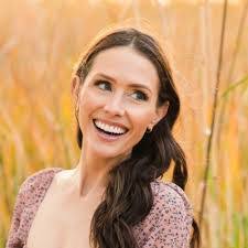 Heather Raub's Instagram, Twitter & Facebook