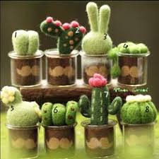 Watch them eat in this video from camel and friends, a youtube channel chronicling a this doesn't necessarily mean that they don't feel the cactus spikes, but they seem to like the prickly pear cacti enough to deal with it. 200 Needle Felting Ideas Needle Felting Felt Felting Projects