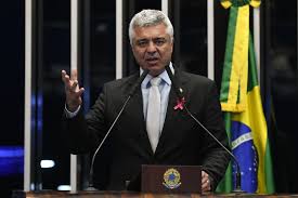 No próximo sábado, ele completaria 59 anos. Politica Senador Major Olimpio Tem Morte Cerebral Por Covid 19