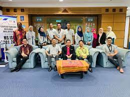 Our digital collection which consists of academic journals, unpublished thesis, past year examination papers, videos and manuscript covers multidisciplinary. Digital Library Concept Of The National Library Of Malaysia Pnm Attracts Cem To Visit Centre Of Entrepreneurial Development And Graduate Marketability