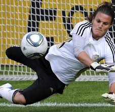 German football coach and player (born 1978). Nationaltorhuterin Nadine Angerer Vom Marienhof Zur Frauen Wm Welt