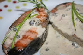 100 ml ulei extravirgin de măsline. Pansy S Recipes Retetele Panselutei Somon Cu Sos De Piper Verde Si Capere