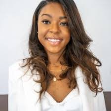 Candice Fuller's Instagram, Twitter & Facebook