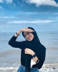 Cara memakai hijab segi empat ala ria ricis. 360 Ide Anime Berhijab Di 2021 Kartun Hijab Gambar Gadis Animasi