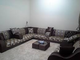 غرفة جلوس بالأبيض و الأسود بجلسات عربية عصرية. ØµÙˆØ± Ø¬Ù„Ø³Ø§Øª Ø­Ù„ÙˆÙ‡