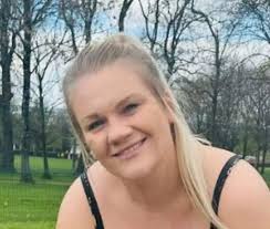 Scots mum-of-three dies suddenly as family pay tribute to 'woman with  biggest smile'