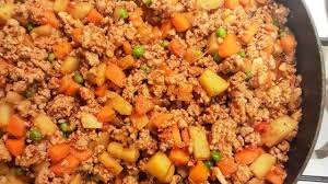 Filipino Comfort Food Doesn T Get Better Than This Beef Giniling Afritada Recipe Full Of Vegetable Beef Afritada Recipe Beef Giniling Recipe Giniling Recipe