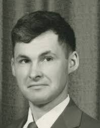 Daniel Ashline's Instagram, Twitter & Facebook