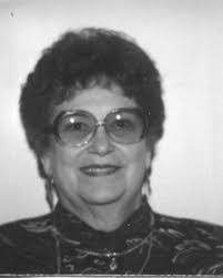 Jean Halliday's Instagram, Twitter & Facebook